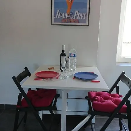 Au 23 Apartment